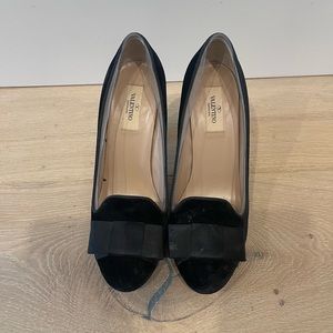 Valentino velvet shoes with bow